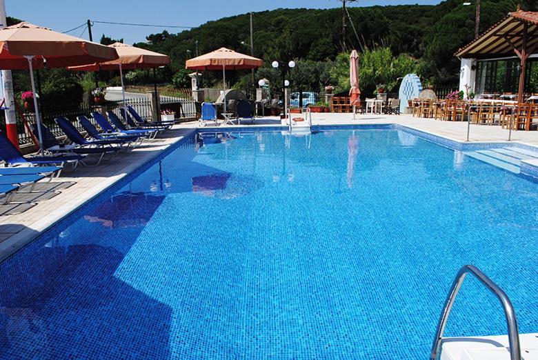 Golden Beach Koukounaries Exterior photo